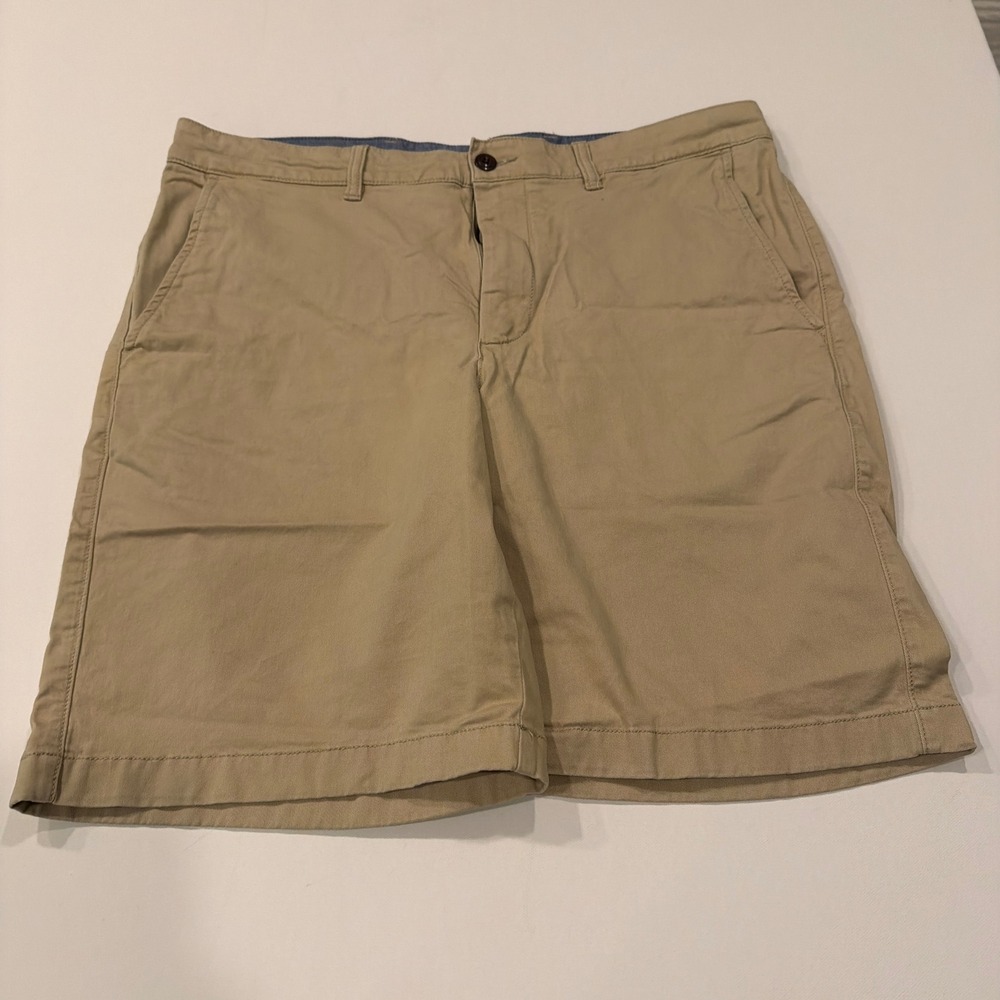 LL Bean Mens Standard Fit Chino Shorts Khaki Tan Stretch 36W 503788